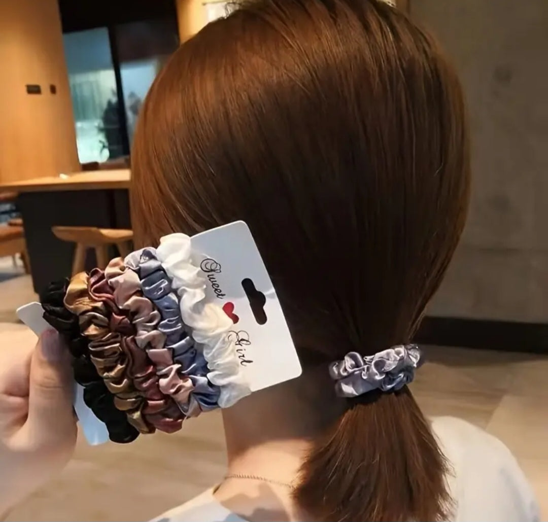 Set of 6 scrunchies, type B