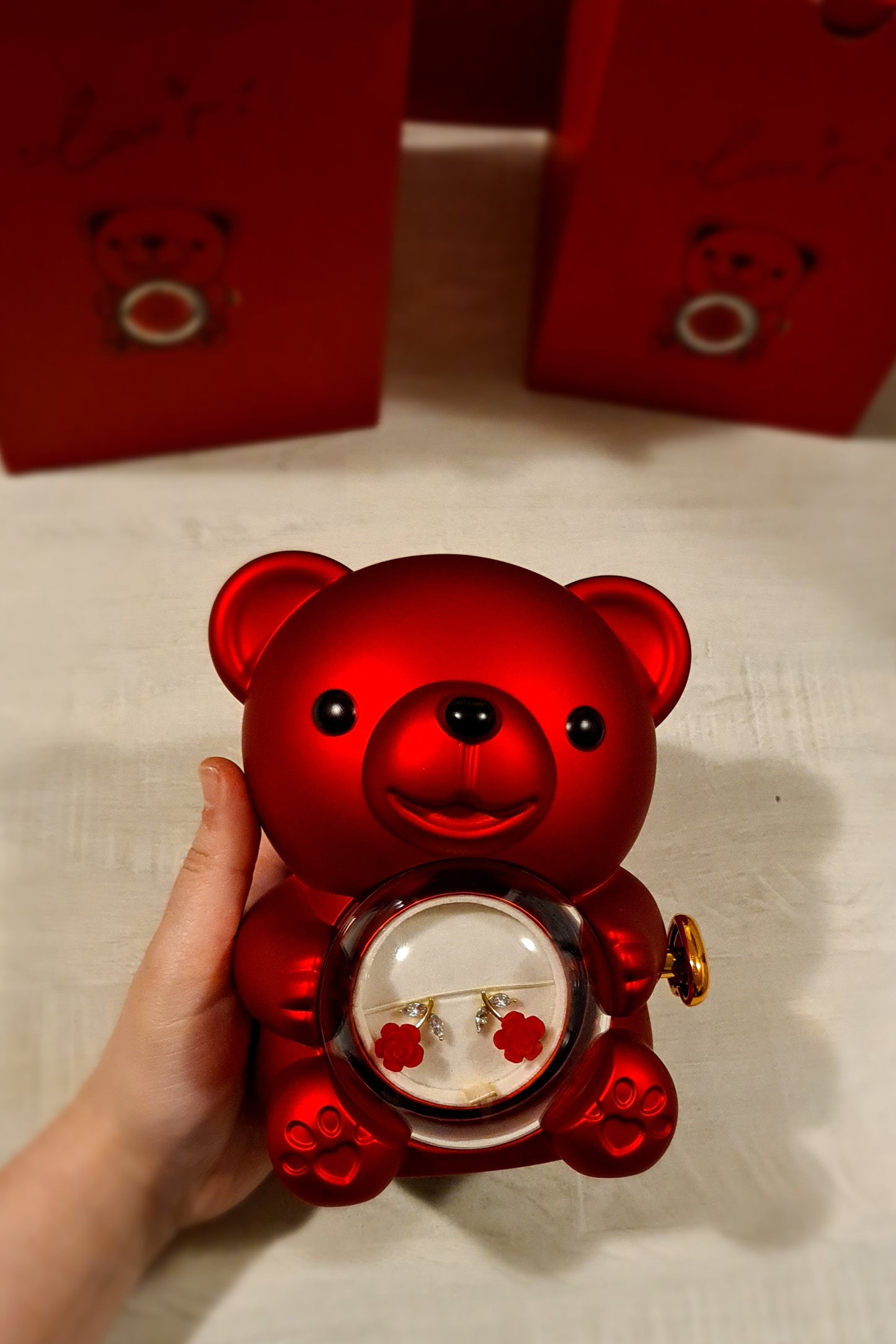 Rotating beer jewelry gift