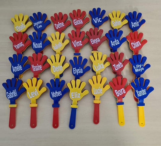 (only via Facebook) Clapping hands with a bag of candy