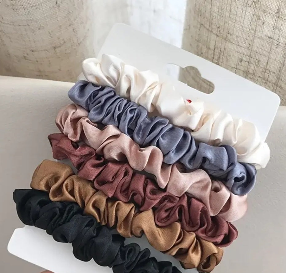 Set of 6 scrunchies, type B